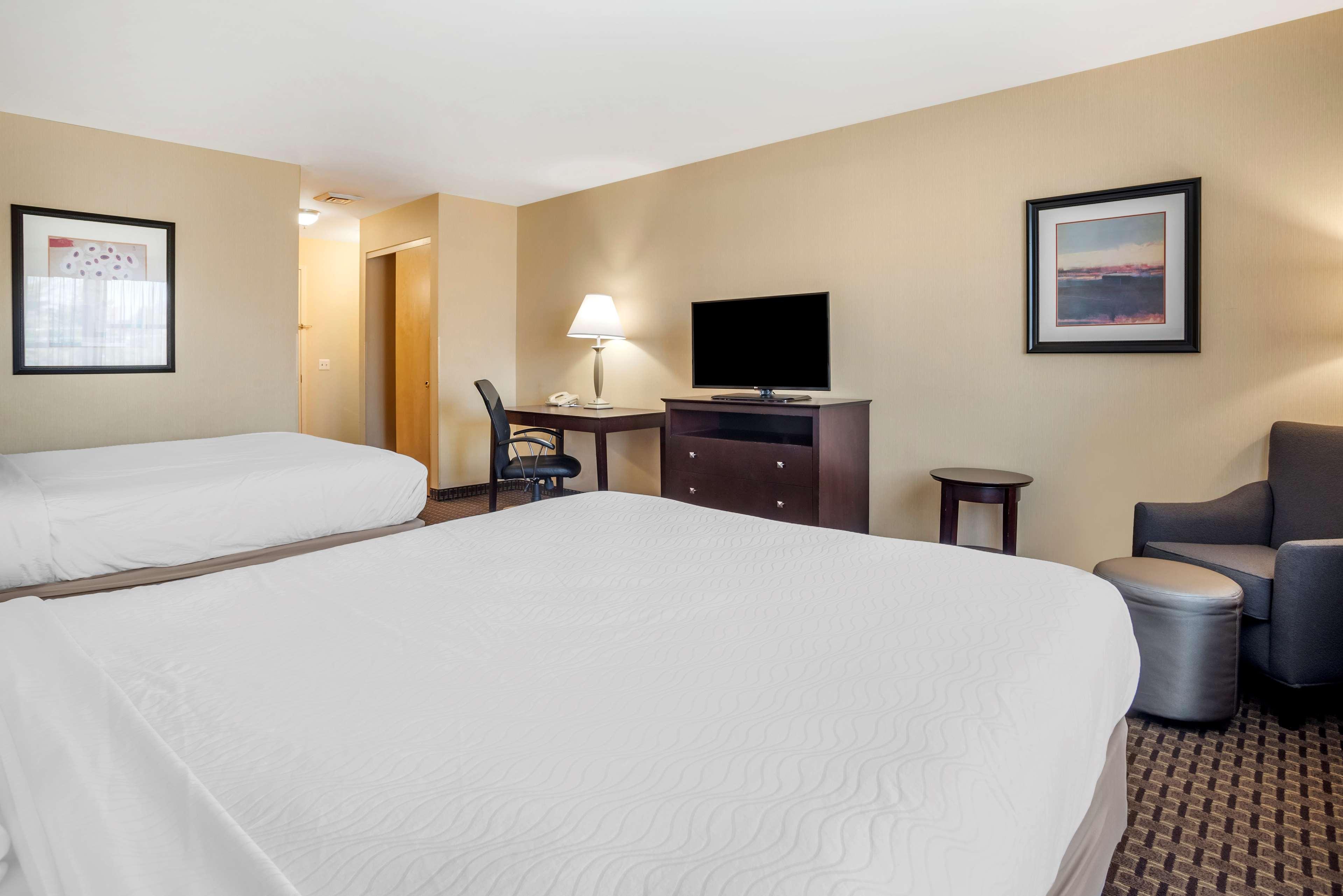 Best Western Plus Philadelphia Airport South - At Widener University Chester Esterno foto