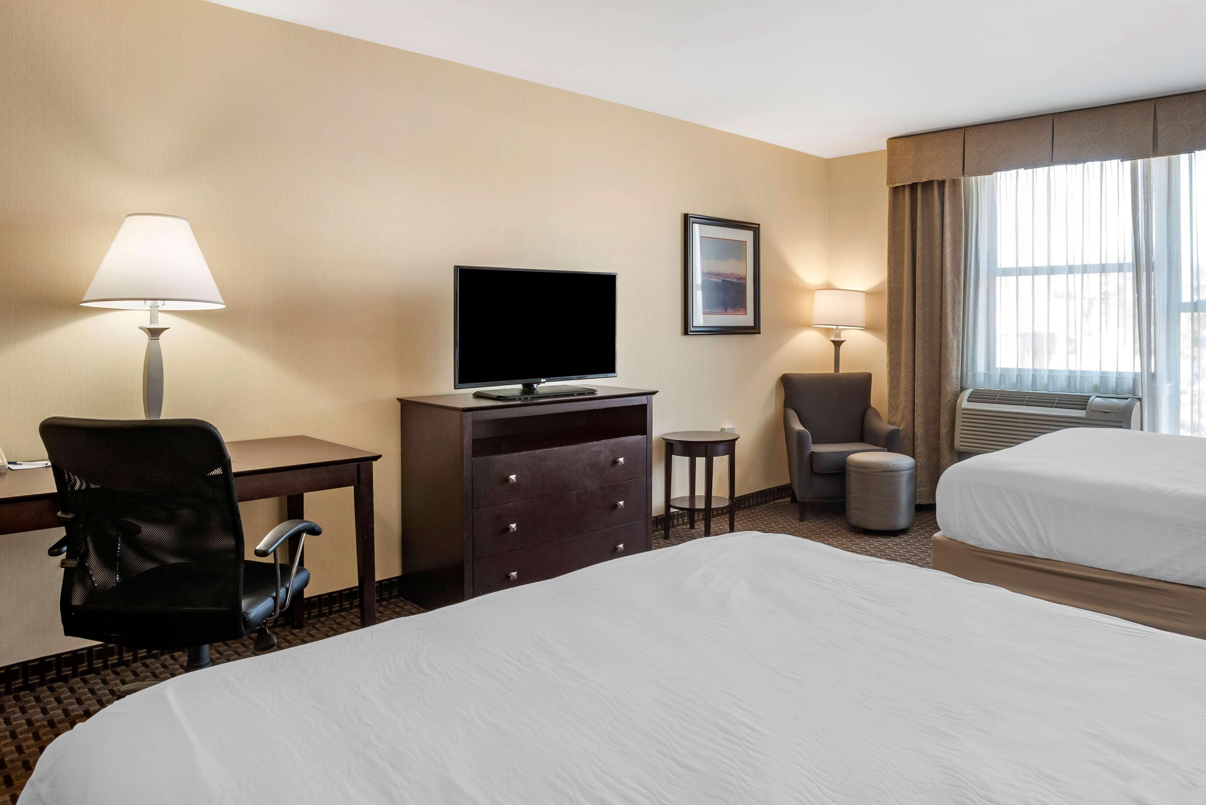 Best Western Plus Philadelphia Airport South - At Widener University Chester Esterno foto