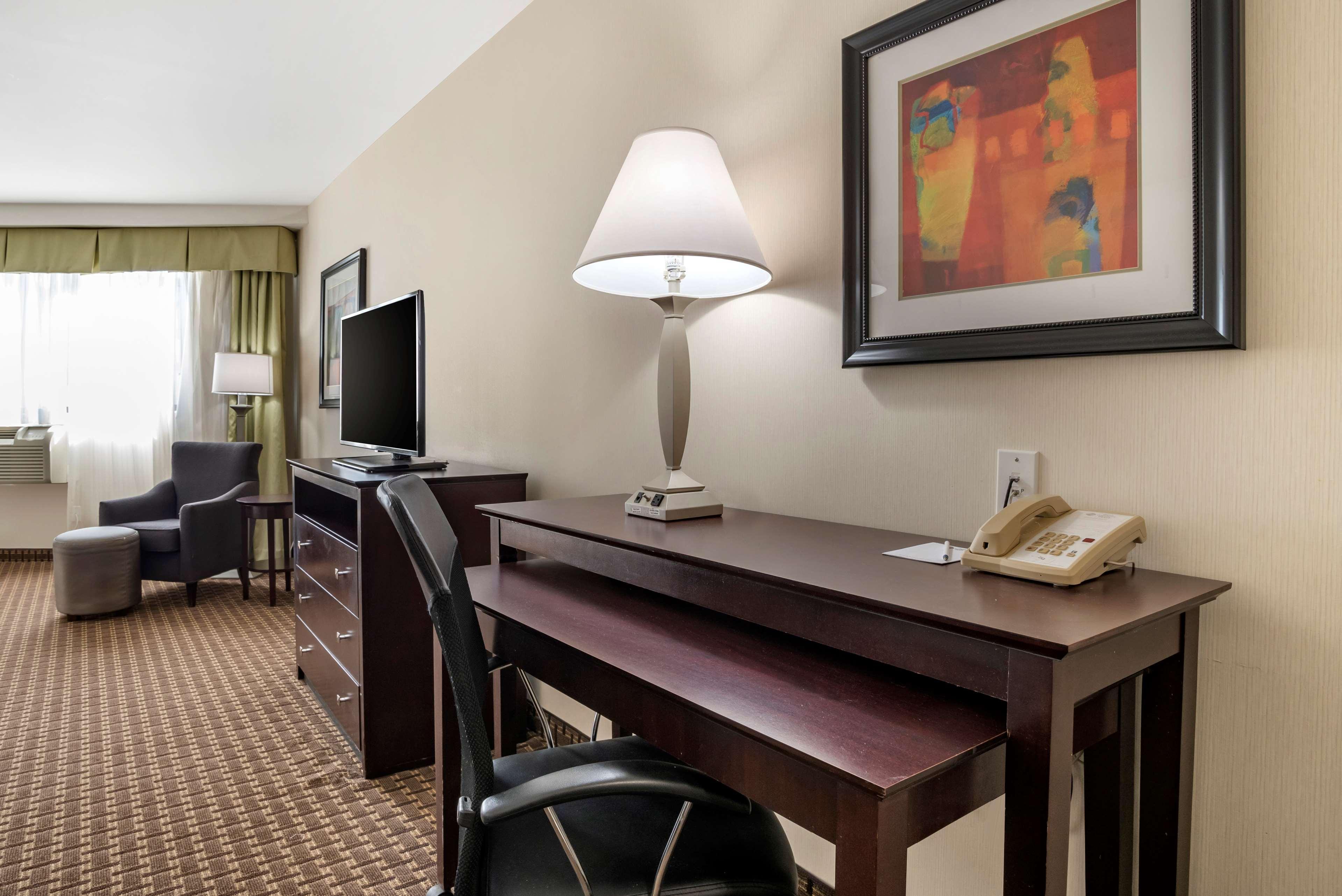 Best Western Plus Philadelphia Airport South - At Widener University Chester Esterno foto