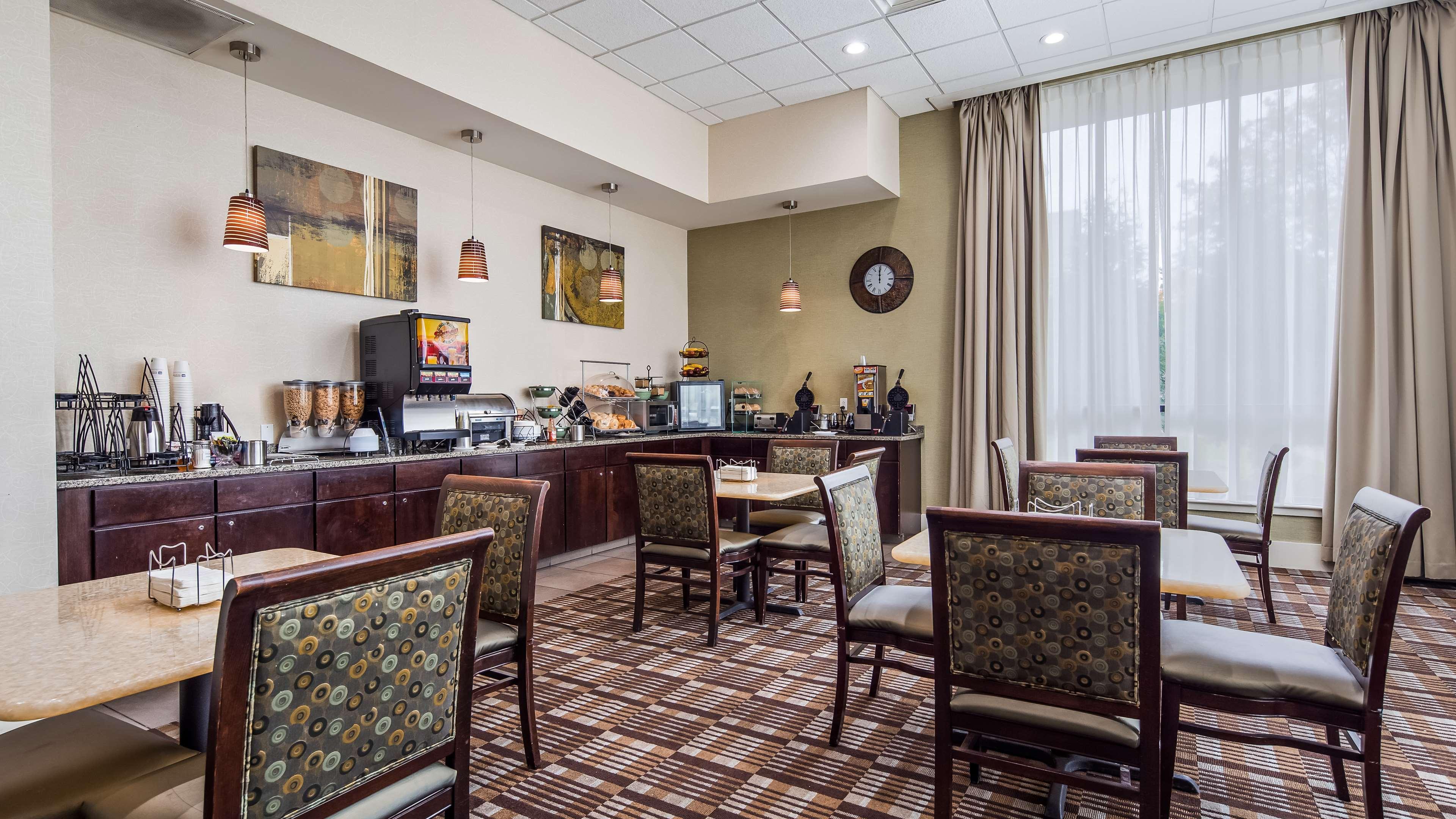 Best Western Plus Philadelphia Airport South - At Widener University Chester Esterno foto